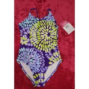 1 piece size 10 swimming suit kanu surf